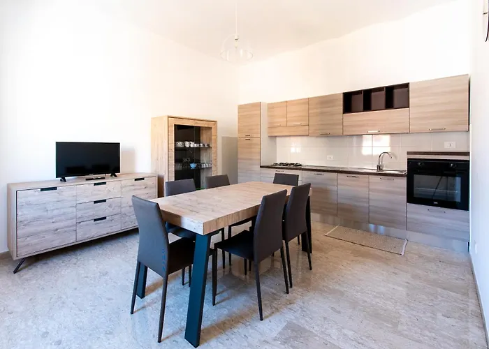 Ferdi - Trilocale O Mansarda *